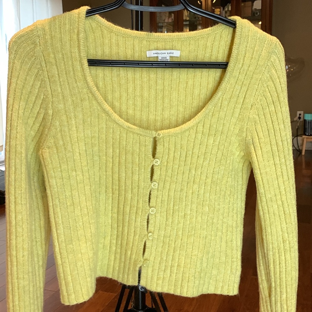 AE|NEW BUTTON-FRONT CARDIGAN